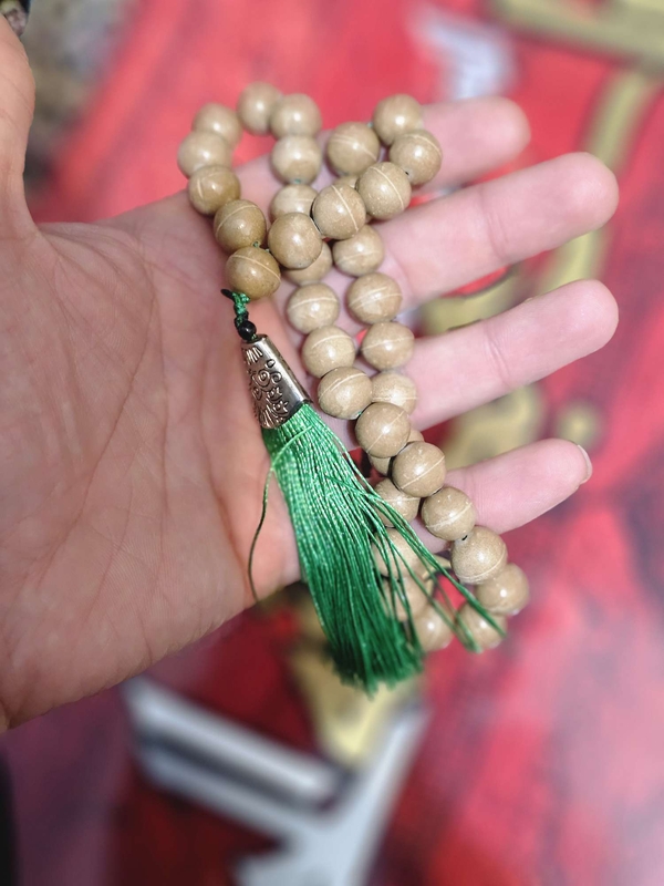 تسبیح تربت امام حسین علیه السلام (اصل)